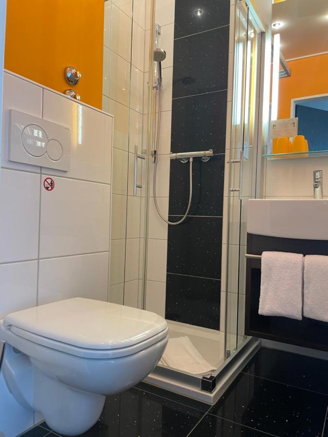 Hotel Unterfeldhaus 에어크라트 외부 사진